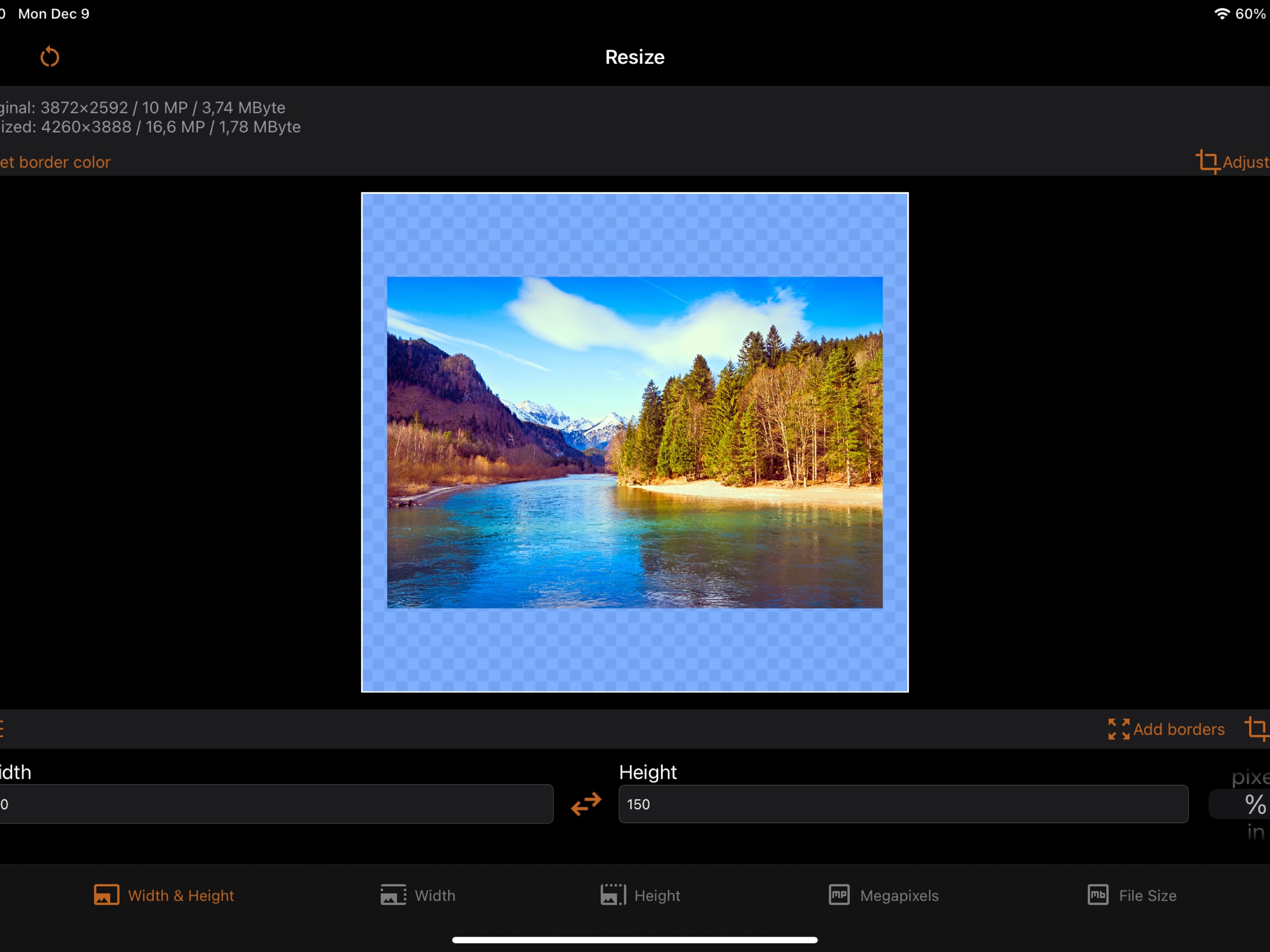 iSize on iPad: resizing an image by width and height in percent, with borders added to keep the aspect ratio